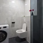 With Parking Space - 25063 מאקרסקה